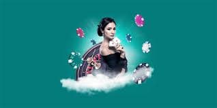 melbbet Live Casino ခန်းမတွင် တိုက်ရိုက် Dealer ဂိမ်းများ ကစားနေသောမြင်ကွင်း